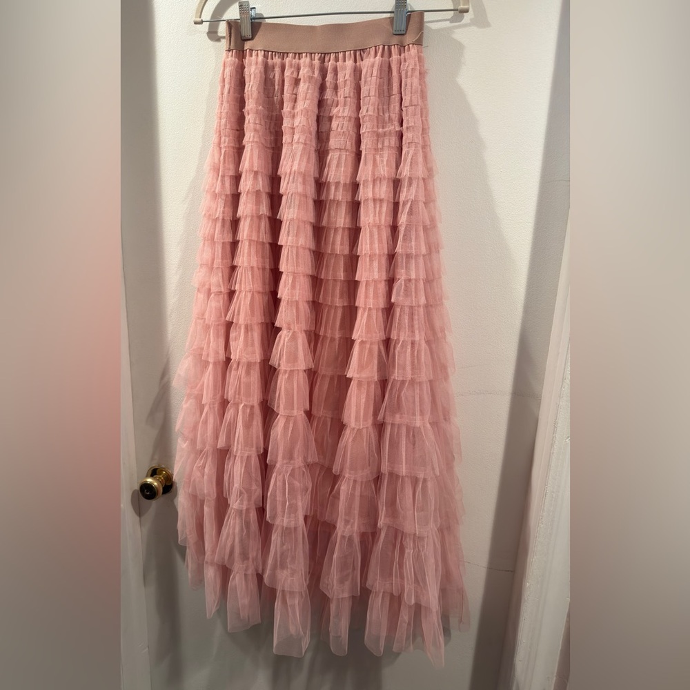 Elegant Pink Tiered Skirt